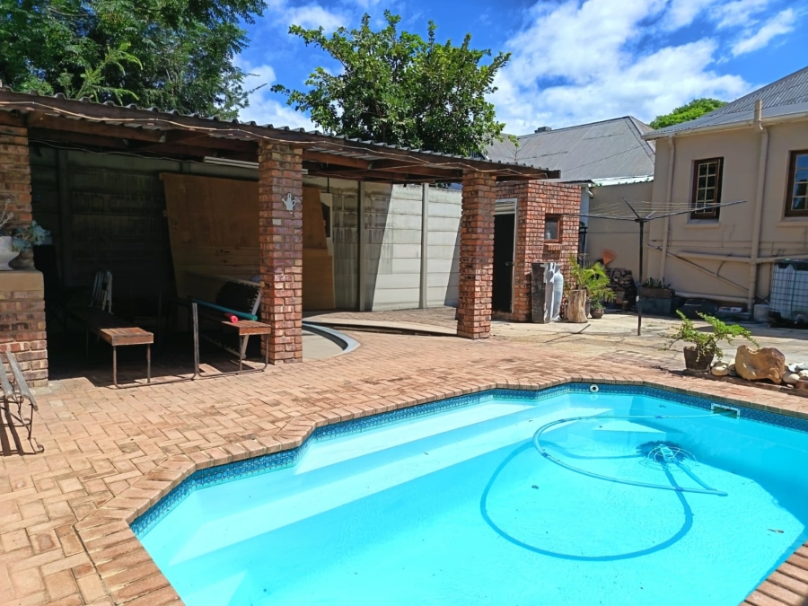 5 Bedroom Property for Sale in College Hill Eastern Cape